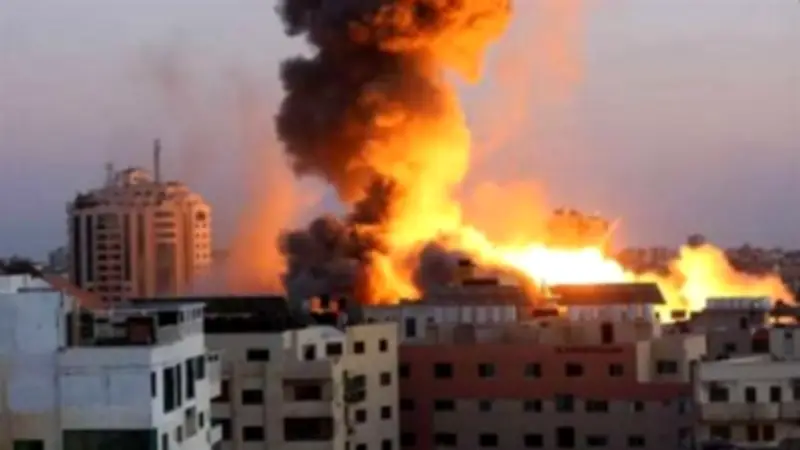 إيران: 5 قتلى و170 جريحا في هجوم أمريكي إسرائيلي على مجمع بتروكيماوي بماهشهر