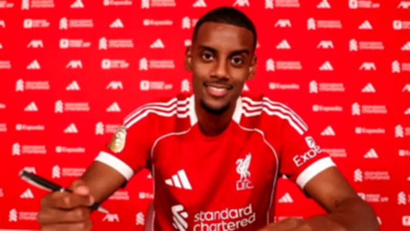 ليفربول يسجل هدفين في 5 دقائق ويحسم موقعة كريستال بالاس