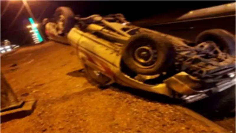 انقلاب مقطورة محملة بـ50 طن علف حيوانات دون إصابات في الجيزة