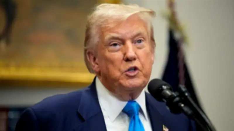 ترامب: إيران تخسر 500 مليون دولار يومياً بسبب الحصار البحري وتغيير النظام قادم