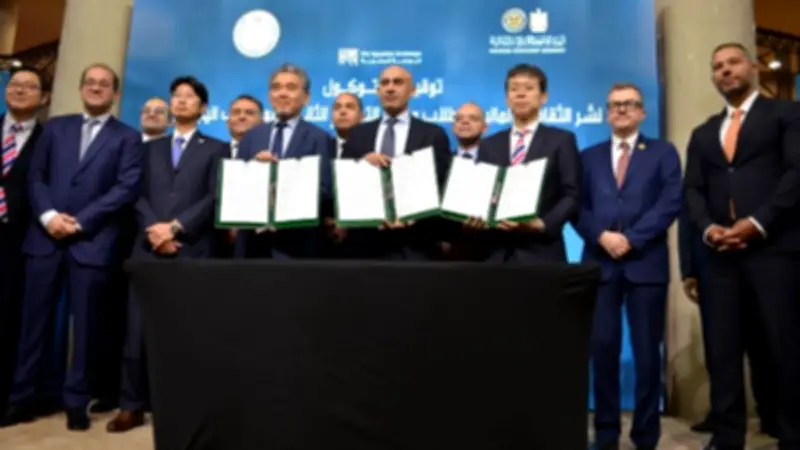 500 جنيه لكل طالب.. تفاصيل إدخال البورصة للمدارس بالتعاون مع جامعة هيروشيما