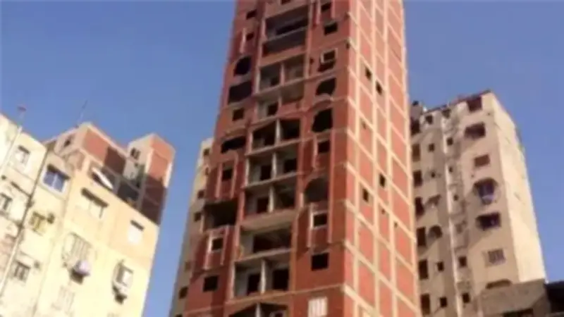 جهاز 6 أكتوبر يسحب شققًا مخالفة ويحذر من تحويل المناطق السكنية إلى تجارية