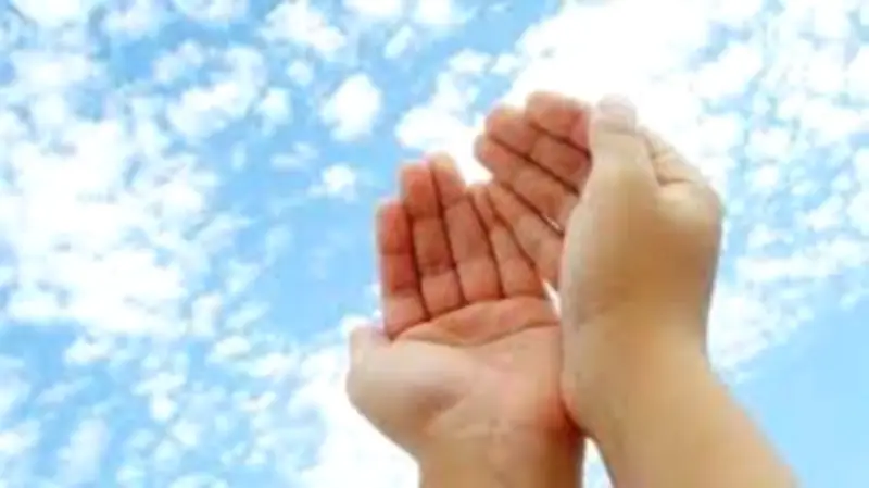 دعاء الضحى للرزق والغنى.. 6 كلمات تفتح لك أبواب الخير المغلقة