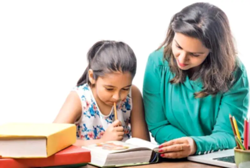 مع اقتراب الامتحانات: 6 نصائح ذهبية للأمهات لدعم أبنائهن لتحقيق النجاح