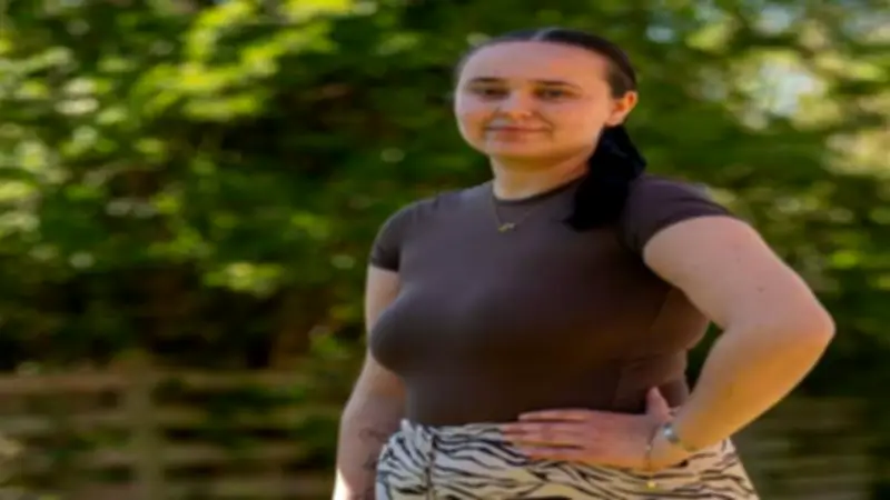 بسبب مرض نادر.. فتاة تصدر أصواتا مثل الضفادع لمدة 6 سنوات