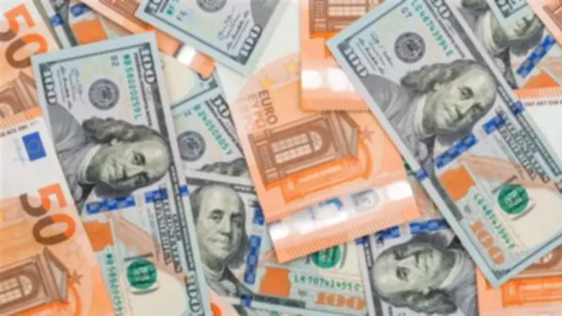 ضبط قضايا اتجار غير مشروع بالنقد الأجنبي بقيمة 6 ملايين جنيه خلال 24 ساعة