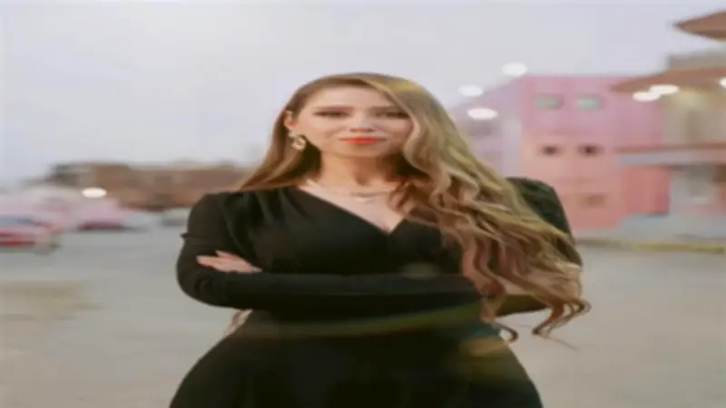 وزارة الإسكان تعلن إصلاح السلم الكهربائي بكوبري مشاة في 6 أكتوبر خلال 3 ساعات