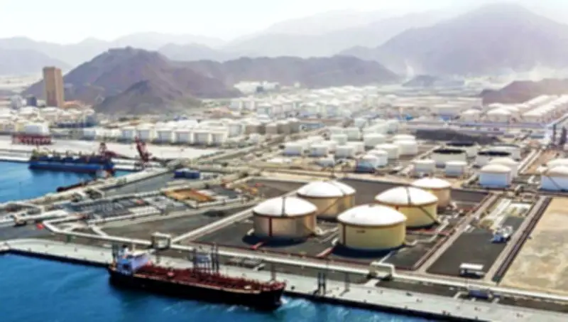 رويترز: خسائر عالمية تتراوح بين 600 و700 مليون برميل نفط بسبب الحرب الإيرانية