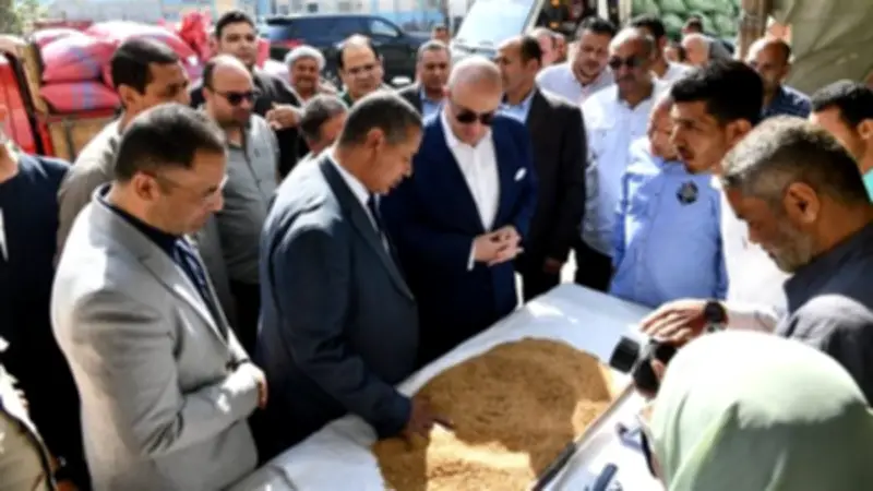 محافظ الفيوم يتفقد صوامع القمح ويعلن تسليم 6102 طن حتى اليوم