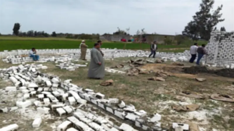 وزارة الزراعة تززيل 72 تعدياً على الأراضي وتطهير 74 مسقى ومصرفاً في حملة مكثفة