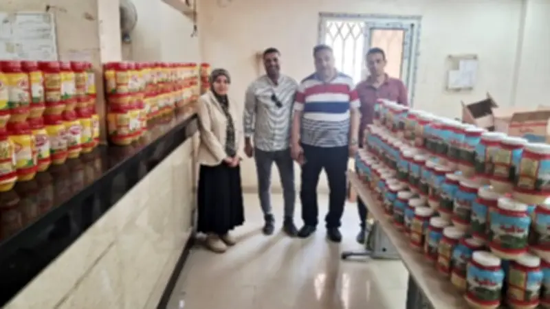 ضبط 730 عبوة سمن وحلاوة طحينية فاسدة في حملة تموينية بأسيوط