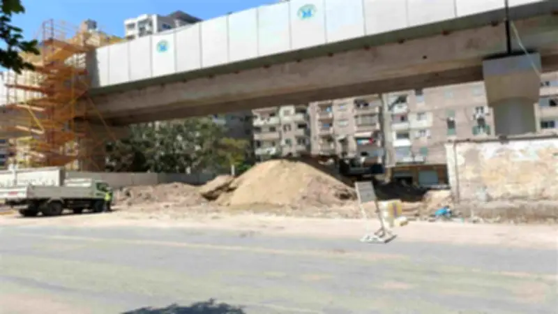 إنشاء 8 دورانات مرورية أسفل مترو الإسكندرية لتخفيف الزحام بشرق المدينة