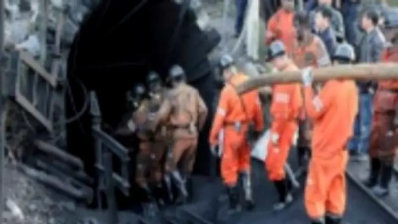 انهيار كتلة صخرية في منجم فحم روسي و8 أشخاص تحت الأنقاض