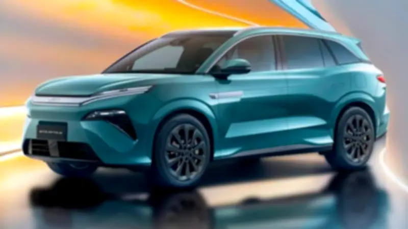 بي واي دي تكشف عن أتو 8 DM-i الهجينة: سيارة كروس أوفر رياضية بتصميم عصري وتقنيات متطورة