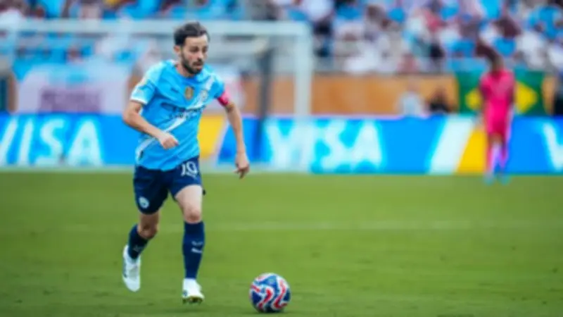 جوهرة السيتي تودع الملاعب: برناردو سيلفا يعتزل بعد 9 سنوات و19 لقبًا مع مانشستر سيتي