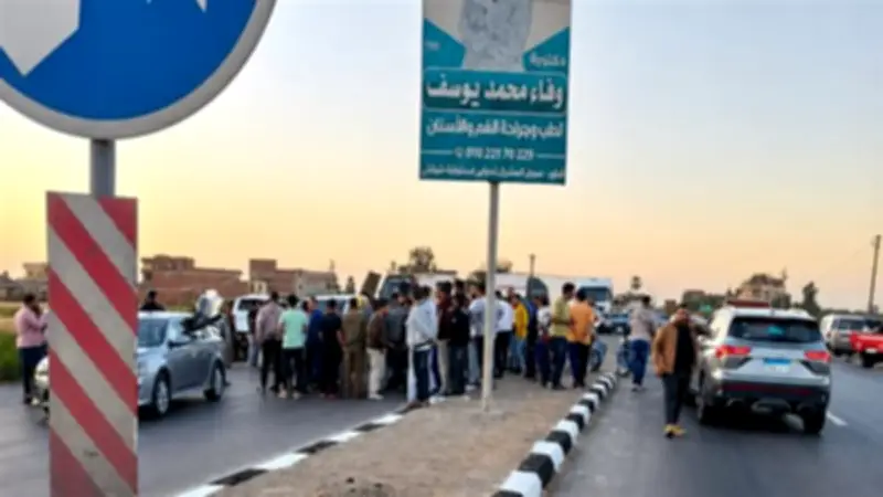 إصابة 9 أشخاص في انقلاب ميكروباص على طريق طنطا - كفر الشيخ