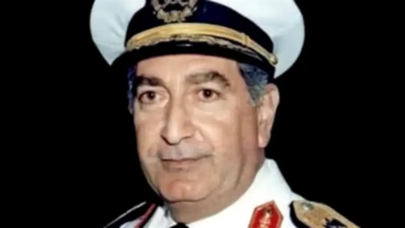 وفاة الفريق بحري محمد شريف الصادق قائد القوات البحرية الأسبق عن 90 عامًا