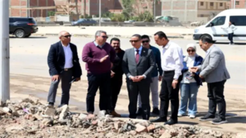 محافظ الجيزة يشرف على حملة نظافة موسعة ورفع 950 طنًا من المخلفات بمنشأة البكاري