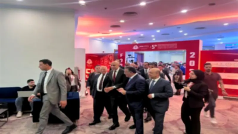 وزير التعليم يتفقد معرض إيديوتك ويوجه بتذليل العقبات أمام طلاب التكنولوجيا التطبيقية