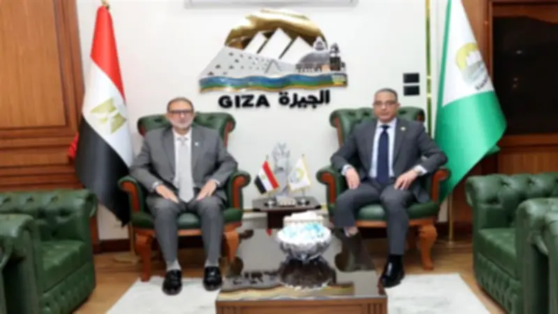 الجيزة تتعاون مع هيئة سلامة الغذاء لتعزيز الرقابة على الأسواق ودعم المشروعات الصغيرة