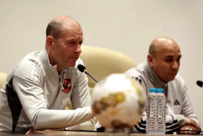 كامويش يطالب بدخول أجواء مباراة بيراميدز والزمالك في الدوري المصري