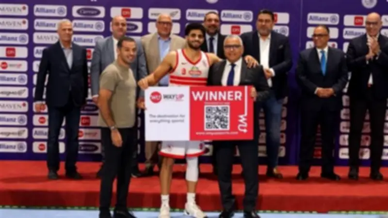 آدم موسى يتوج بجائزة أفضل لاعب في نهائي كأس مصر لكرة السلة بعد تتويج الزمالك