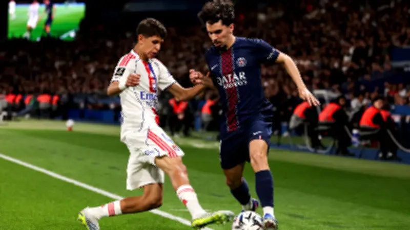 باريس سان جيرمان يعلن إصابة فيتينيا ويشكك في مشاركته أمام بايرن ميونخ