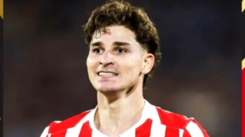 برشلونة يراقب ألفاريز.. وأتلتيكو مدريد يرفض التفريط به ويحدد سعرًا خياليًا