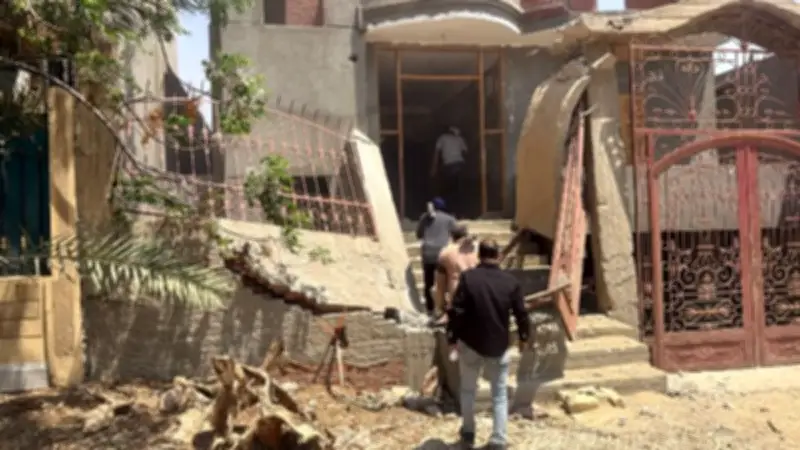 العبور الجديدة تواصل حملاتها لإزالة التعديات البنائية في منطقة الأمل سابقًا