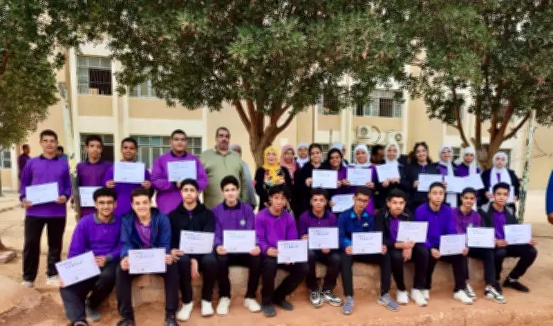 وزير التعليم يهنئ طلاب أولى ثانوي الحاصلين على شهادات معتمدة من اليابان في البرمجة