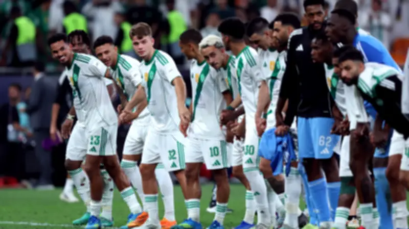 إيبانيز يحتفي بجالينو كـ"رجل العام" بعد تأهل الأهلي لنهائي دوري أبطال آسيا