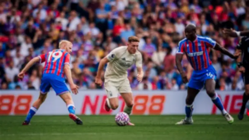 تعادل سلبي بين كريستال بالاس ووست هام في الدوري الإنجليزي