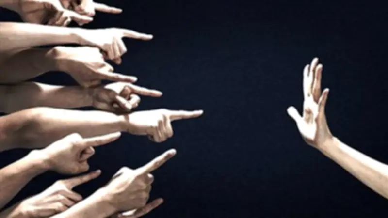 لماذا يعيد الحزب المصري الديمقراطي طرح إنشاء مفوضية التمييز في مجلس الشيوخ؟