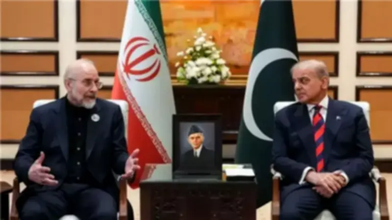 مصادر تكشف: محادثات إسلام آباد بين واشنطن وطهران قد تنطلق صباح الأربعاء