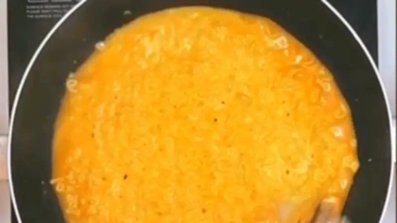 تحذيرات صحية عاجلة من تريند الإندومي بالشيتوس: يهدد الكلى والقلب