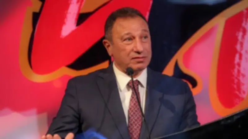 شبانة يدافع عن الخطيب: لا يمكن المزايدة على تاريخه وإنجازاته في الأهلي