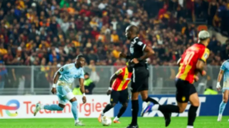 مهيب عبدالهادي ينتقد قرارات الأهلي: الفريق في حالة عدم اتزان قبل مواجهة بيراميدز