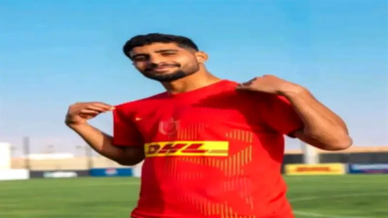 إبراهيم عادل يعلن موقفه من الانتقال للأهلي.. موافقة مبدئية وجلسة حاسمة قريبًا