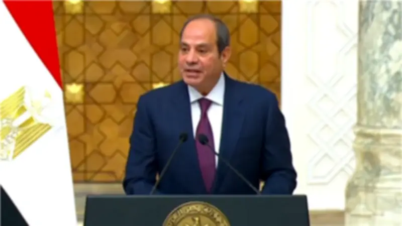 الرئيس السيسي يرفض تشتيت الانتباه عن غزة ويؤكد استمرار الدعم الإنساني للفلسطينيين