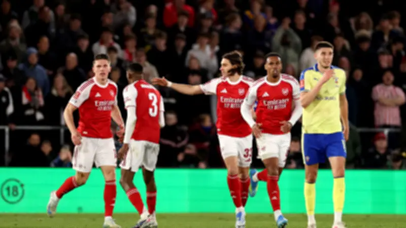 غموض إصابة كالافيوري يزيد تعقيدات آرسنال قبل مواجهة نيوكاسل في الدوري الإنجليزي