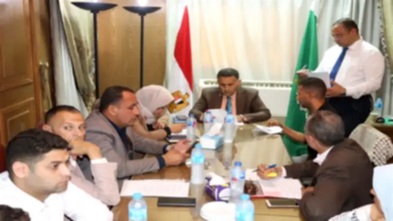 محافظ القليوبية يعلن عن فرص عمل لذوي الهمم ويوجه بحلول عاجلة لمطالب سائقي العبور