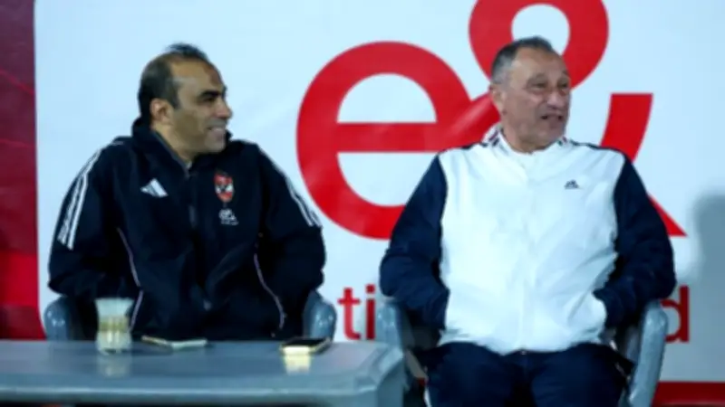 الخطيب يقود اجتماعًا ثلاثيًا لتقييم أداء كرة القدم بالأهلي واستعراض رؤية المرحلة القادمة