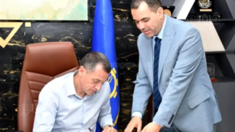 محافظ أسوان يعتمد خطة امتحانات الفصل الدراسي الثاني لصفوف النقل