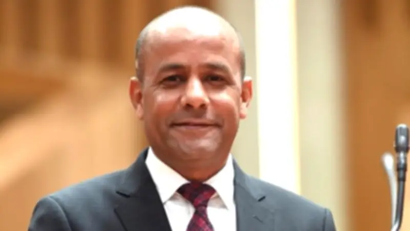 ياسر قدح يطالب بتعميم منظومة الأوقاف الرقمية على الجهاز الإداري للدولة