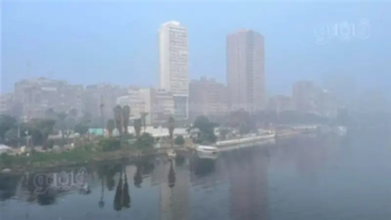 شبورة كثيفة وانخفاض الرؤية: هيئة الأرصاد تحذر من حالة الطقس غدًا الأربعاء