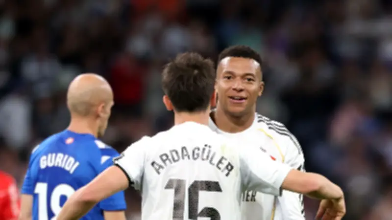 جدل تحكيمي في مباراة ريال مدريد وألافيس.. هل أخطأ الحكم في احتساب هدف مبابي؟