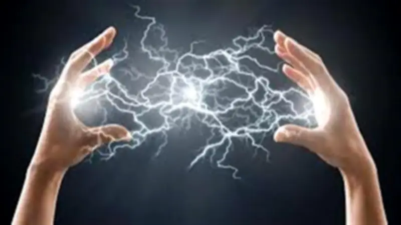وداعًا للصدمات الكهربائية المفاجئة.. نصائح عملية لطرد الكهرباء الساكنة من المنزل