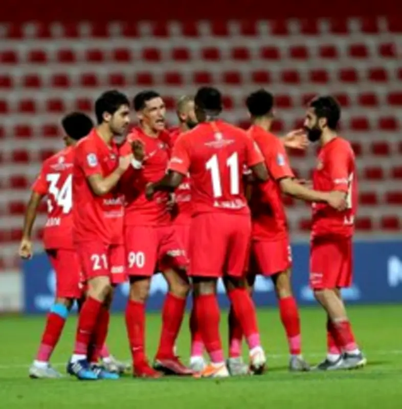 أزمة تحكيمية في نصف نهائي أبطال آسيا: شباب الأهلي يطالب بإعادة المباراة بعد إلغاء هدف قاتل