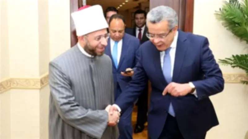 وزير الأوقاف يلتقي رئيس المركزي للمحاسبات لتعزيز التعاون والحوكمة الرشيدة