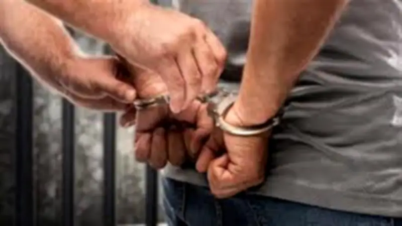 القبض على سيدة في القاهرة لطمسها أرقام سيارتها للتهرب من المخالفات المرورية